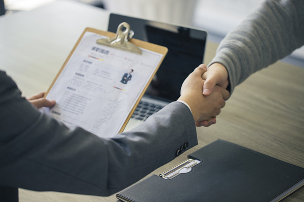 「人力資源管理咨詢」智能化招聘會是招聘的趨勢么？