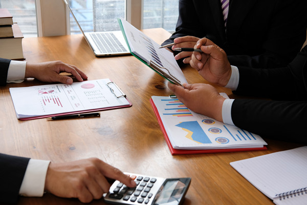 集團(tuán)財(cái)務(wù)管控：規(guī)范財(cái)務(wù)管理，降低財(cái)務(wù)風(fēng)險(xiǎn)！