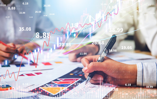 在快速變化的市場環(huán)境中，如何調整薪酬策略？