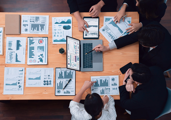 如何針對(duì)問(wèn)題，制定合適的績(jī)效改進(jìn)方案？