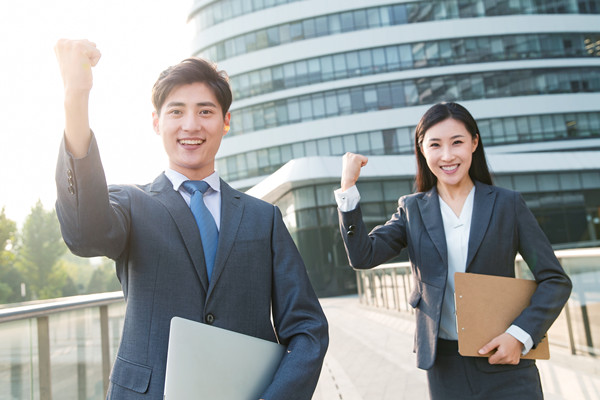 集團(tuán)管控：統(tǒng)一策略、優(yōu)化運營、提升效率