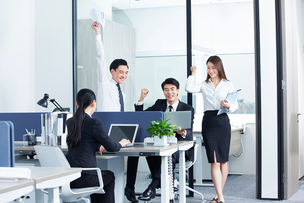 年度經(jīng)營計劃：聚焦核心業(yè)務(wù)，提升核心競爭力