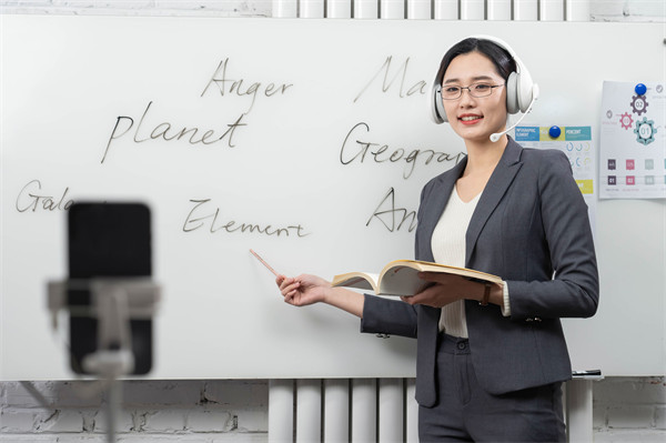 品牌數(shù)字化：借助數(shù)字技術(shù)，創(chuàng)新品牌營銷模式