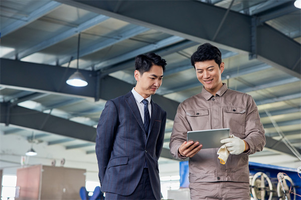 制造業(yè)管理新策略，引領(lǐng)企業(yè)高效運(yùn)營(yíng)，提升競(jìng)爭(zhēng)力