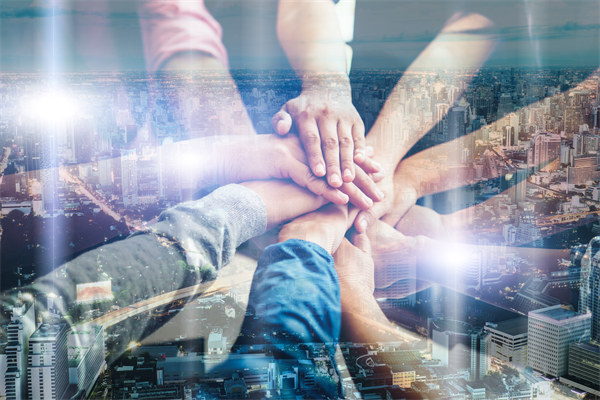 精準(zhǔn)集團管控，提升企業(yè)核心競爭力，引領(lǐng)行業(yè)變革