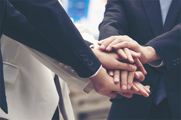 人力資源管理新策略：構(gòu)建人才磁場(chǎng)，推動(dòng)企業(yè)發(fā)展