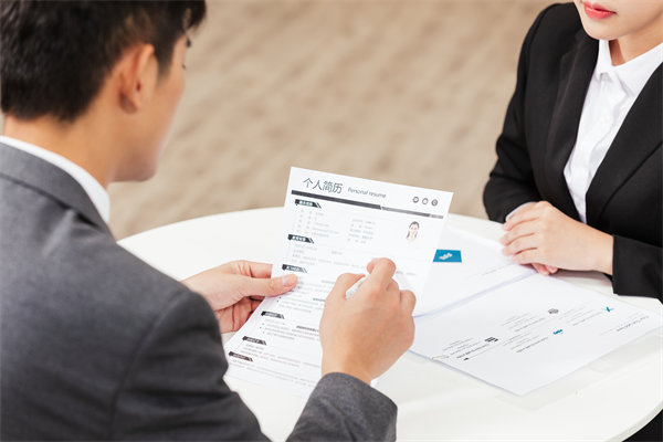 人才挖掘與選拔：全面評估候選人能力，選拔優(yōu)秀人才