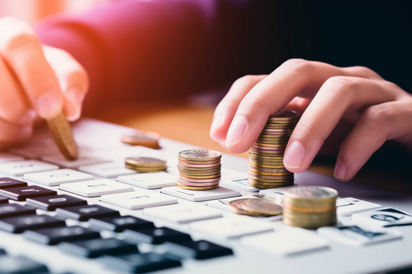 揭秘薪酬透明：如何打造信任基石，凝聚員工力量