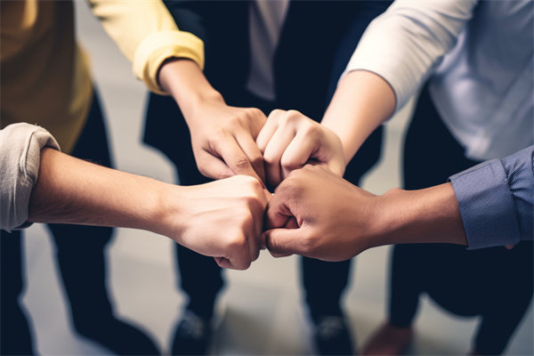 協(xié)同內(nèi)外力量，執(zhí)行經(jīng)營計劃，共創(chuàng)企業(yè)美好明天