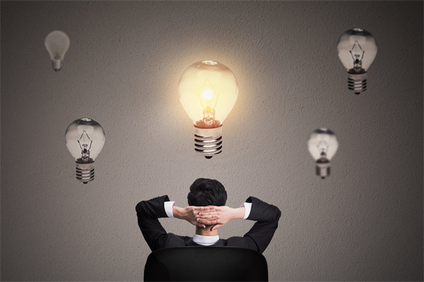 創(chuàng)新企業(yè)管理思維，激發(fā)員工潛能，推動企業(yè)騰飛