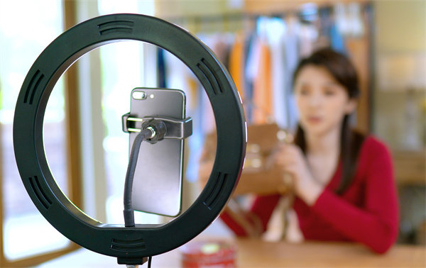 促銷策略：激發(fā)消費者購買欲望，促進(jìn)銷售增長