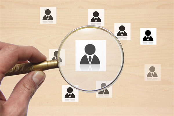 集團人才戰(zhàn)略：如何促進內(nèi)部流動與外部吸引？