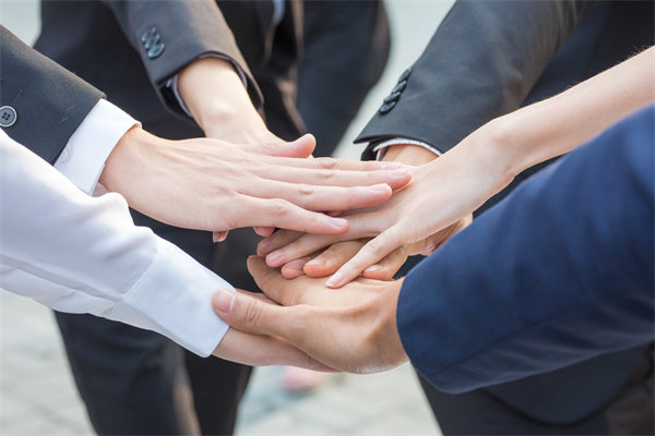 員工激勵(lì)策略：如何精準(zhǔn)匹配個(gè)人需求與企業(yè)目標(biāo)？