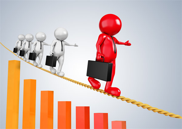 風(fēng)險管控能力差，人均銷量低，組織運作效率低？