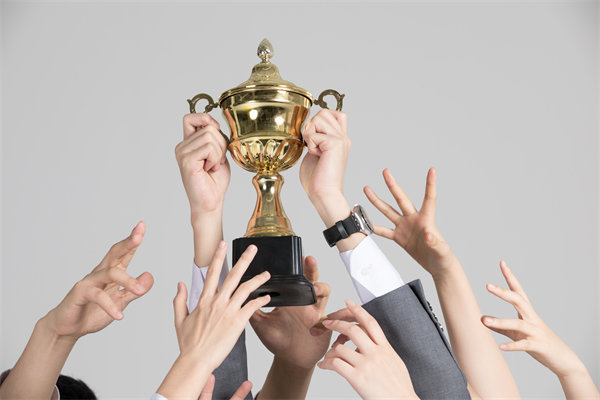 績(jī)效結(jié)果如何公正分配激勵(lì)資源，激發(fā)員工積極性？