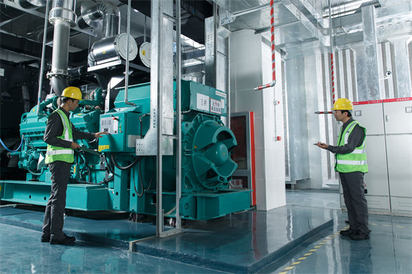 在實(shí)施精益生產(chǎn)過(guò)程中，如何確保員工積極參與和配合？