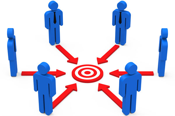 資源分配時，組織規(guī)劃如何平衡各部門需求與整體目標？