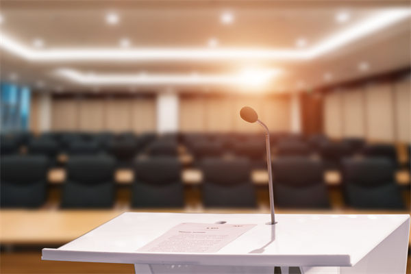 組織規(guī)劃中的人才梯隊建設：如何確?？沙掷m(xù)發(fā)展？