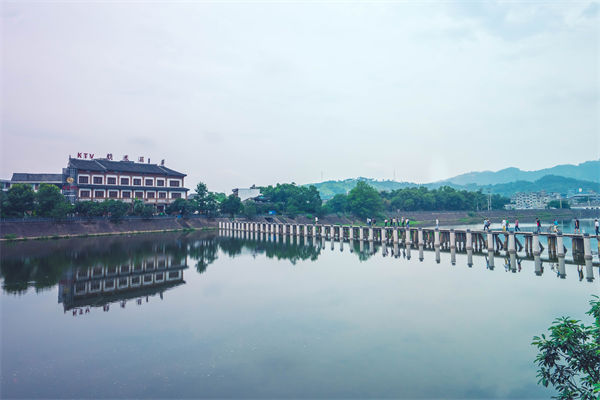 溫州戰(zhàn)略咨詢公司如何助力企業(yè)精準定位市場？