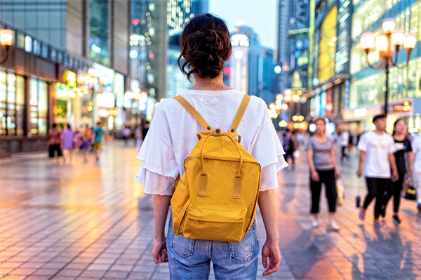 明年消費(fèi)市場總體態(tài)勢如何？企業(yè)對此有哪些啟示？