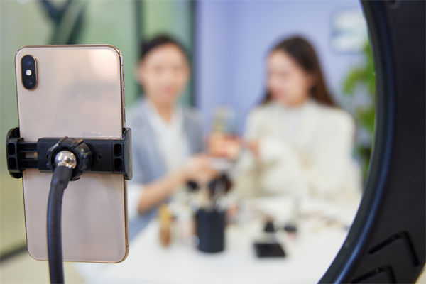 超200名國家一級演員開始做直播，精益生產(chǎn)怎么看？