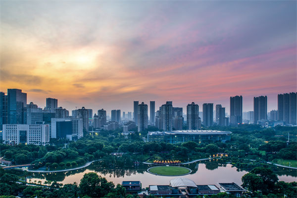 佛山預(yù)算管理咨詢公司如何助力企業(yè)實現(xiàn)預(yù)算精準控制？