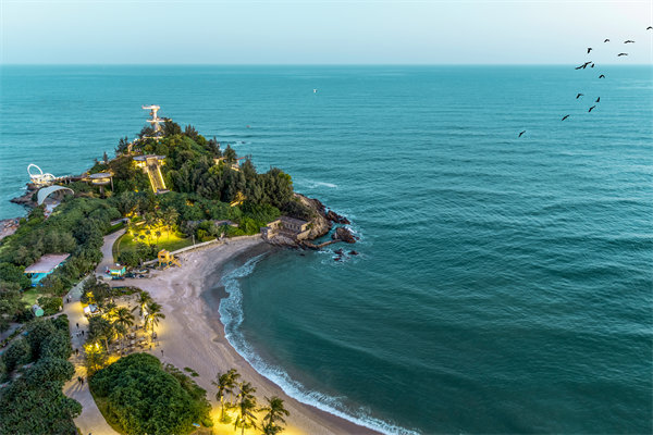 借助惠州薪酬咨詢公司，企業(yè)如何實(shí)現(xiàn)員工激勵(lì)與滿意度提升？