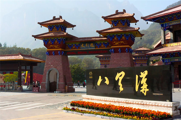 企業(yè)深陷瓶頸期，發(fā)展舉步維艱，新鄉(xiāng)戰(zhàn)略咨詢公司如何破局？