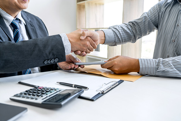 薪酬激勵(lì)形同虛設(shè)，員工缺乏干勁，薪酬管理該如何革新？