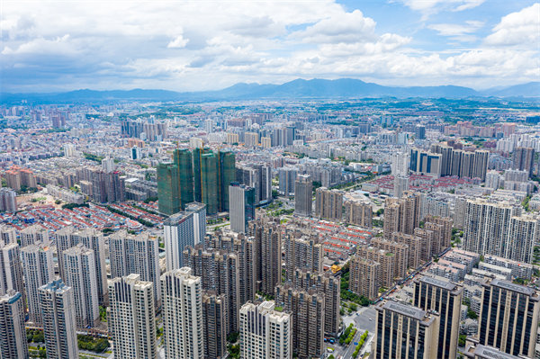 企業(yè)如何借助漳州咨詢公司優(yōu)化市場競爭戰(zhàn)略？