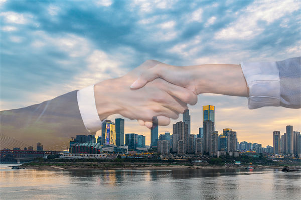 集團(tuán)管控咨詢?nèi)绾螏椭髽I(yè)構(gòu)建協(xié)同高效的管理團(tuán)隊？