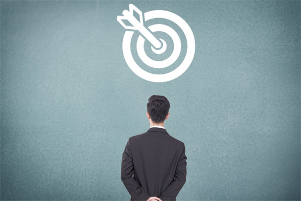 當(dāng)行業(yè)競(jìng)爭(zhēng)白熱化，戰(zhàn)略管理如何助企業(yè)脫穎而出？