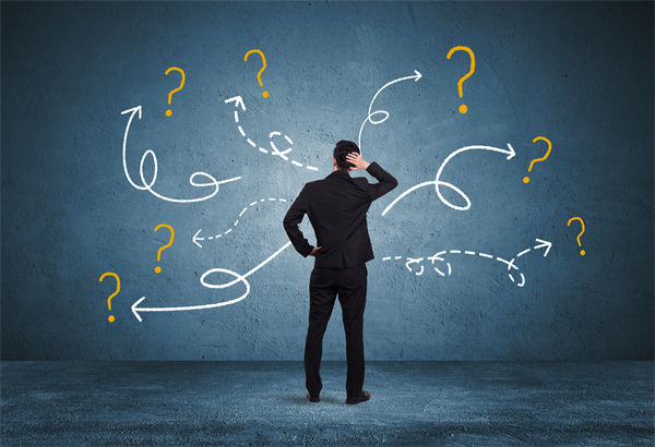 29歲男演員退圈回老家趕集擺攤，人力資源怎么看？