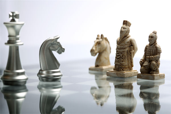 集團(tuán)管控松散低效？如何平衡集權(quán)分權(quán)激活子公司動(dòng)能？