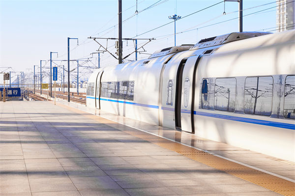 美國(guó)為什么沒(méi)有中國(guó)那樣的高鐵？是哪些方面限制了？