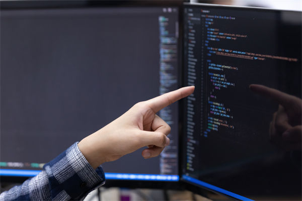 數(shù)據(jù)泛濫成災(zāi)難利用？企業(yè)數(shù)字化轉(zhuǎn)型如何打通任督二脈？