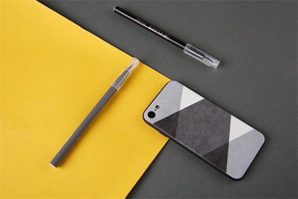 制造業(yè)管理分析：9.9包郵手機殼鉛含量超標(biāo)30倍