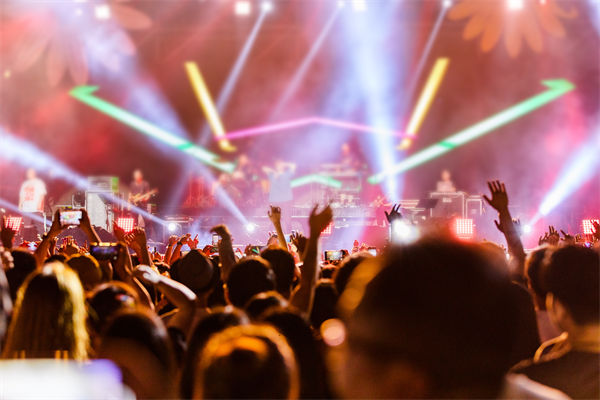 大數據賦能營銷管理，精準決策，助力企業(yè)騰飛！