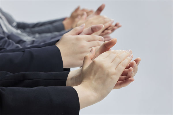 企業(yè)文化管理為何總走樣？這些隱性斷層您察覺了嗎？