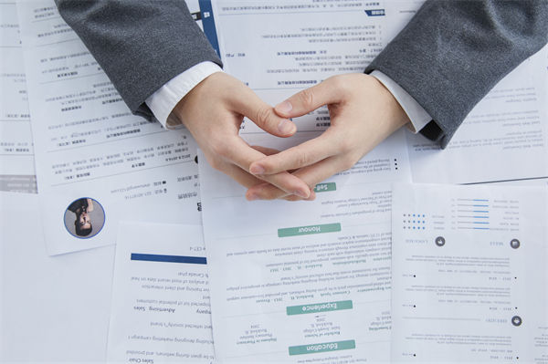 招聘流程看似高效規(guī)范，招來的人卻總是與需求錯(cuò)位？