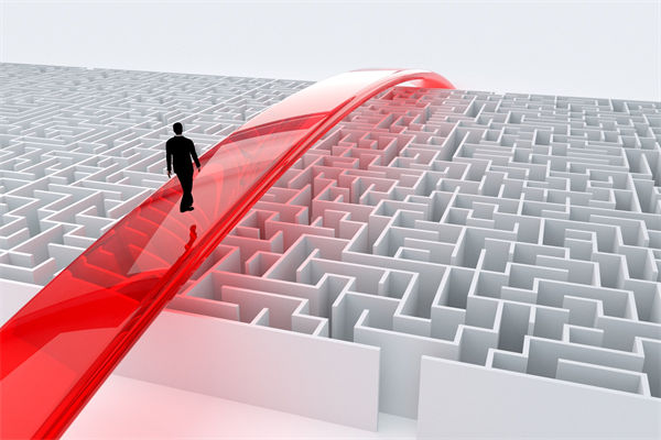 行業(yè)變局加速，企業(yè)戰(zhàn)略如何避開陷阱抓住新機(jī)遇？