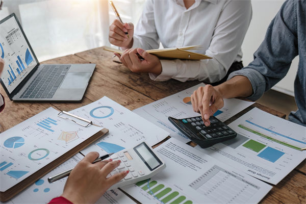 績效考評淪為形式主義，員工敷衍應(yīng)付企業(yè)怎么破？