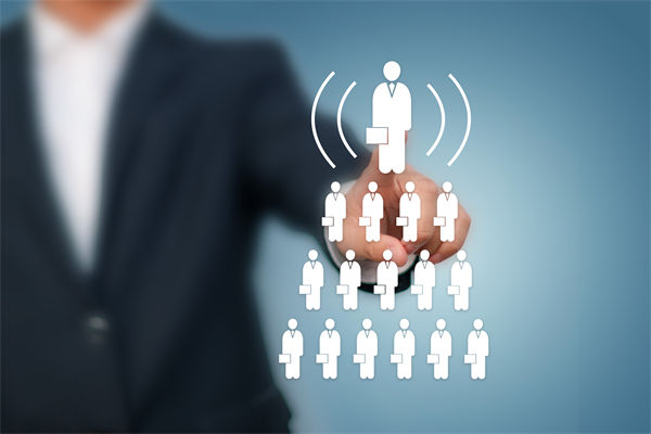 組織架構(gòu)跟著業(yè)務(wù)變總錯(cuò)位，效率越調(diào)越低怎么破？