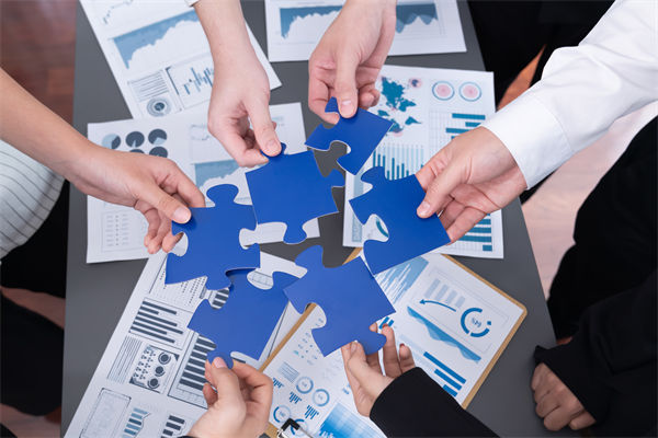 員工對文化認同度低迷，企業(yè)文化怎樣筑牢凝聚力？