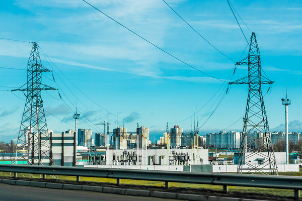 電氣行業(yè)年度經(jīng)營計(jì)劃咨詢公司哪家好，高低壓設(shè)備產(chǎn)能怎優(yōu)化？