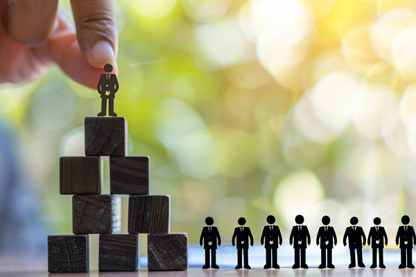 重慶人力資源管理咨詢公司推薦，能破解技能人才斷層難題么？