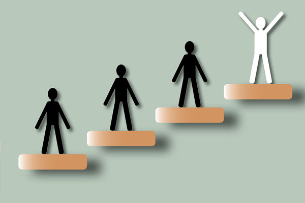 本土駐廠企業(yè)年度經(jīng)營(yíng)計(jì)劃咨詢公司選哪家，能落地目標(biāo)拆解不？